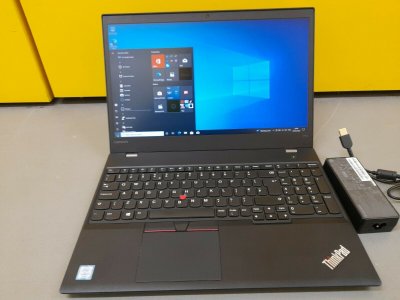 Lenovo Thinkpad P51s Intel core i7 6500U 16gb Ram 256gb SSD Nvidia Quardo M520